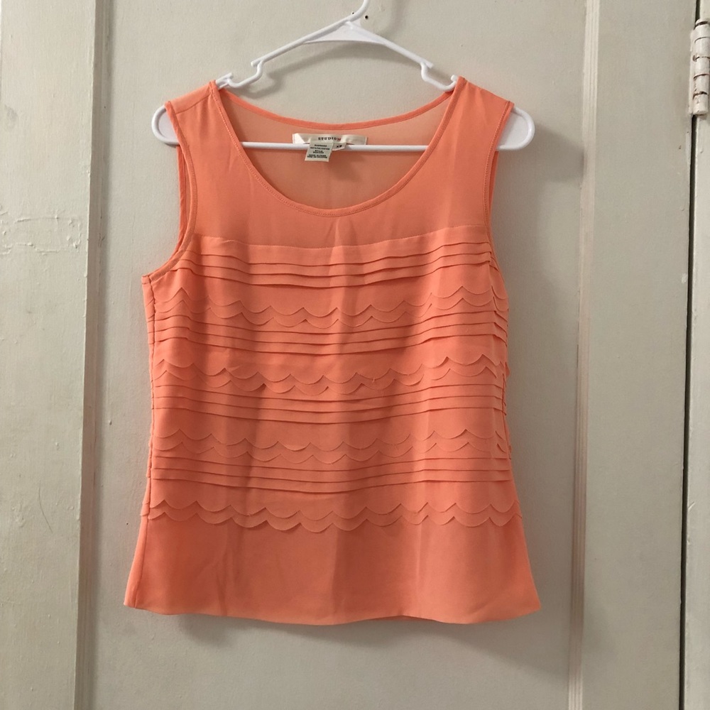 STUDIO M sleeveless tank.Size XS, Peach color